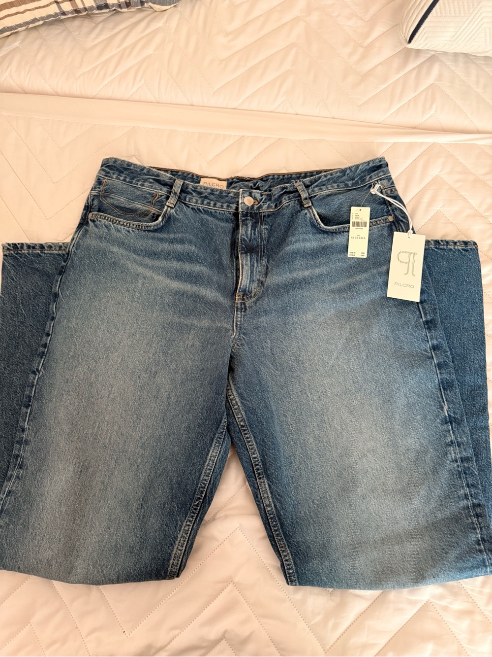 Pilcro Classic Straight-Leg Jeans in Mid Blue